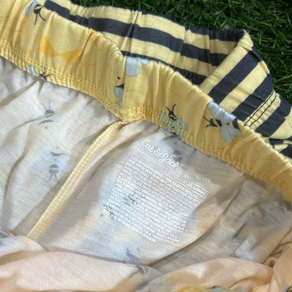 Cat & Jack Pajama Pants and Shorts set of 2 - Bee Print 🐝 - Picture 6 of 6